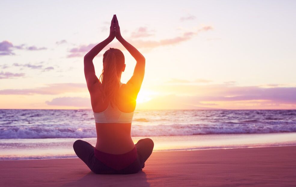Exercicios con elementos de ioga para adelgazar